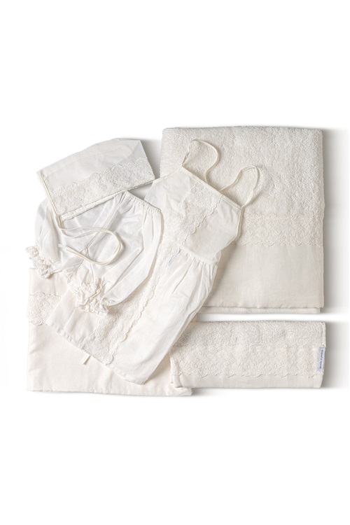 BAPTISM OIL SHEET SET  WITH LACE