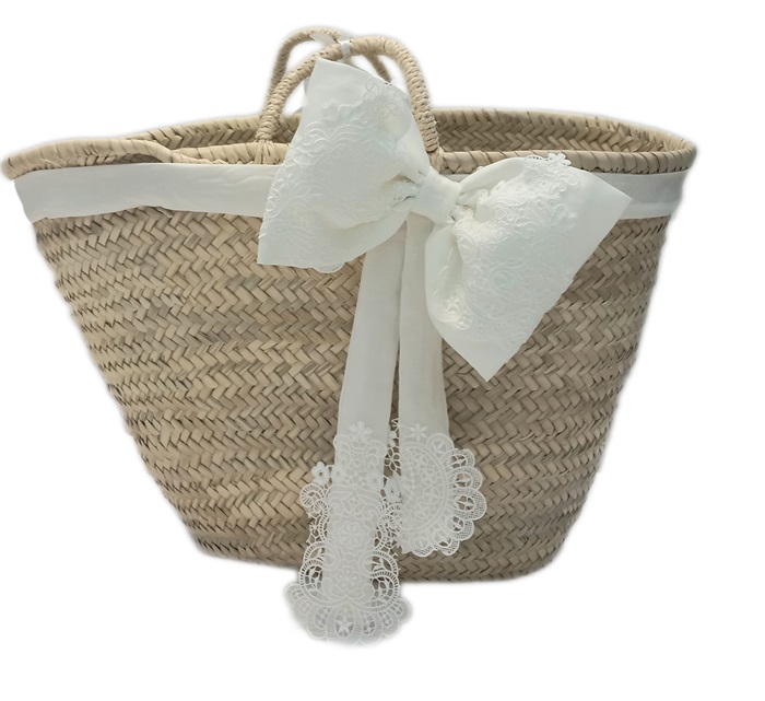 BAPTISM STRAW BASKET WITH BOW