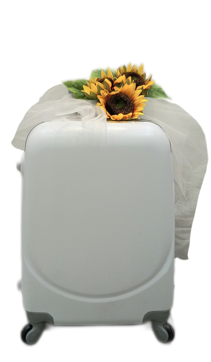 BAPTISM SUITCASE WITH FLOWERS